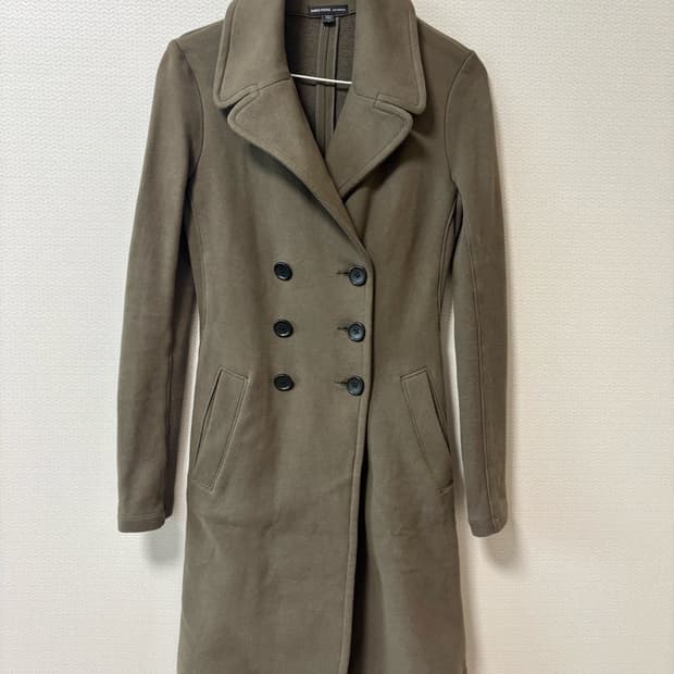 제임스펄스 더블 버튼 코트