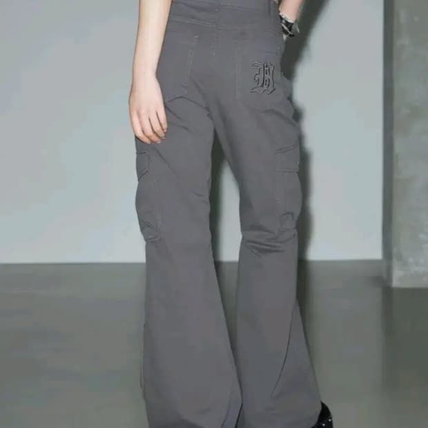 헬레네파리스 피그먼트 부츠컷 카고 팬츠 스모크 그레이