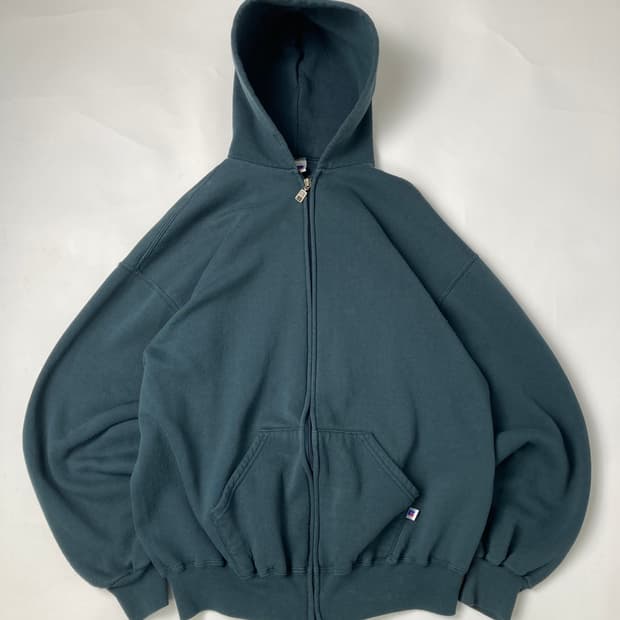 90s Russell Zip Up Hoodie (sage green)