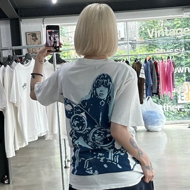 히스테릭 글래머 아카이브 바이커걸 반팔 티셔츠