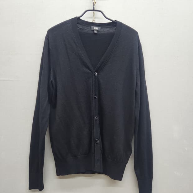 유니클로 울(뉴울) 블랙 가디건 S(M)