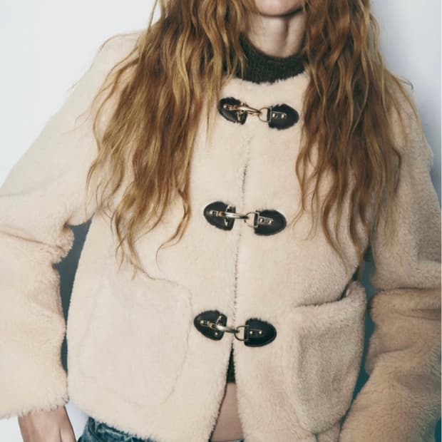 자라 카라비너페이크시어링점퍼