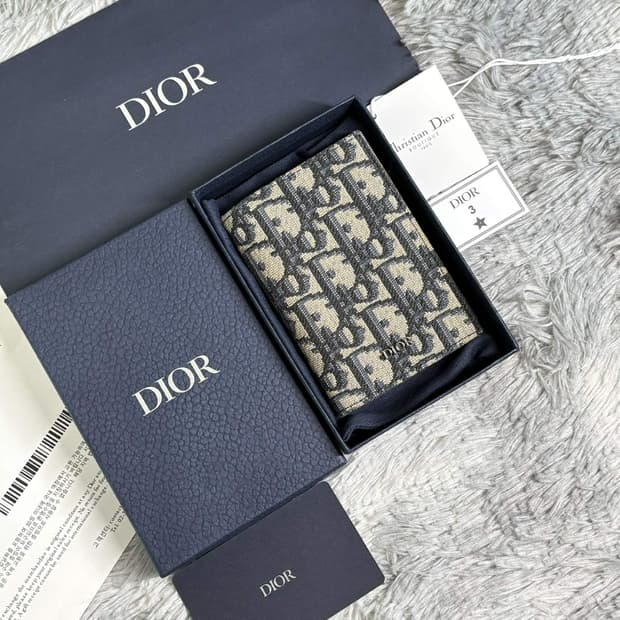 정품 디올 오거나이저 지갑 반지갑 카드지갑