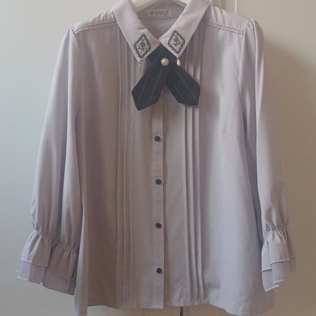 엑시즈팜 빈티지 페어리 블라우스