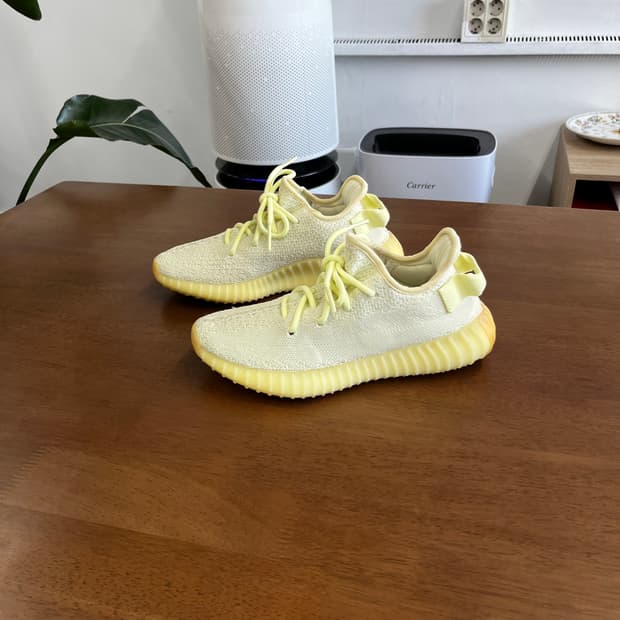 아디다스 이지부스트 350v2 버터 230mm