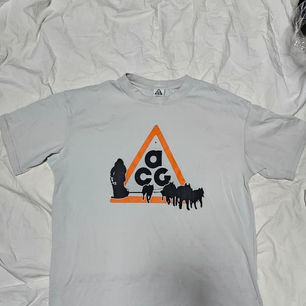 나이키 ACG 드라이핏 독 슬레드 티셔츠 L