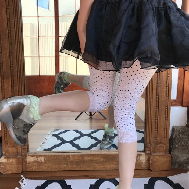 vintage black balloon skirt