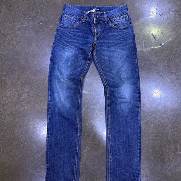 돌체앤가바나 중청 워싱 디테일 슬림 스트레이트핏 데님팬츠 48