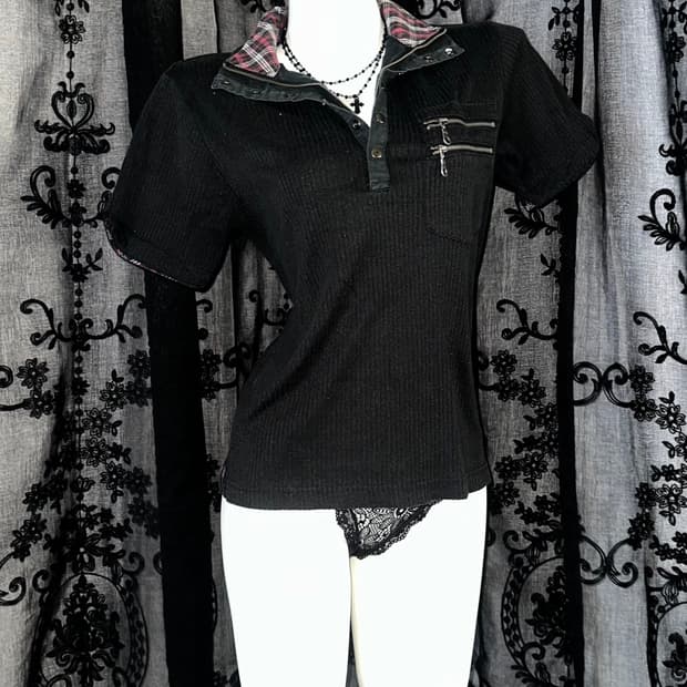 Rock chic short-sleeve