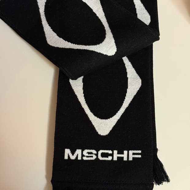 미스치프 롬버스 스카프 (택만 뗀 새제품)