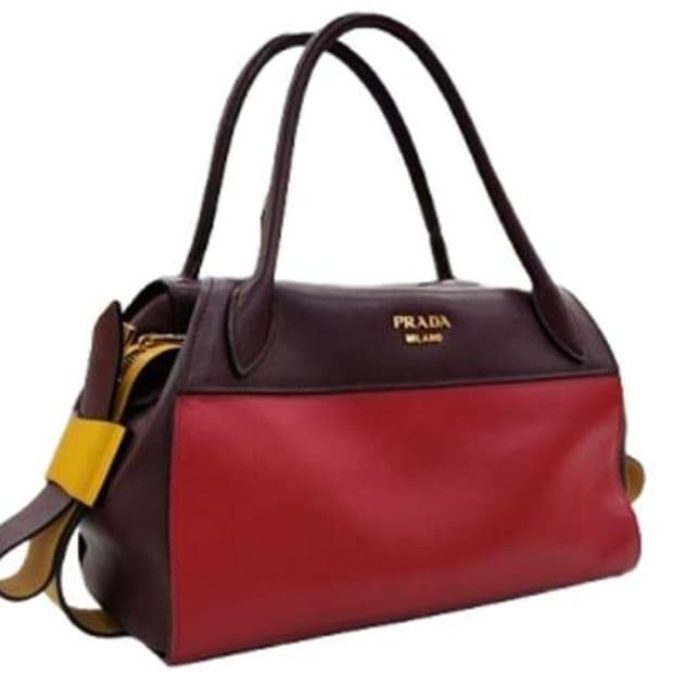 프라다 볼링 리본 토트백