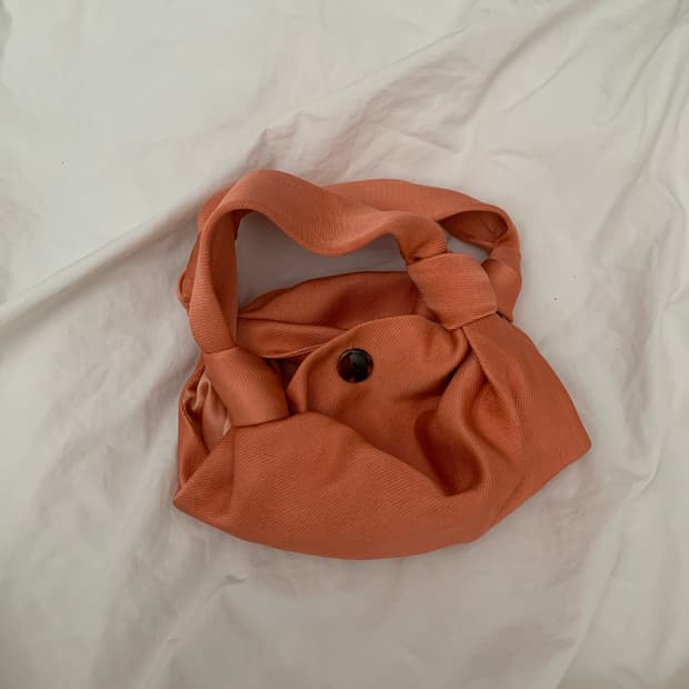 The Row 더로우 애스콧백