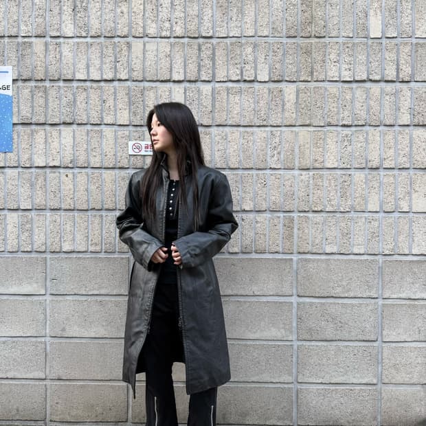 아르마니 진스 투웨이 집업 디테일 레더 코트