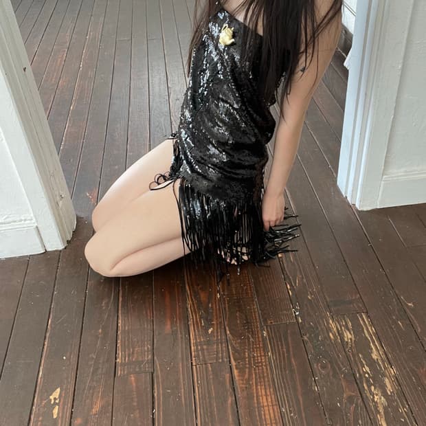 테슬 스팽글 스커트