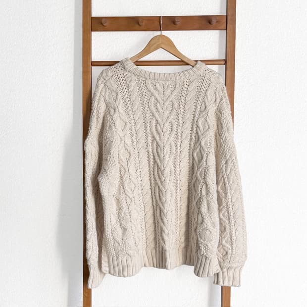 겨울방앗간 케이블 니트