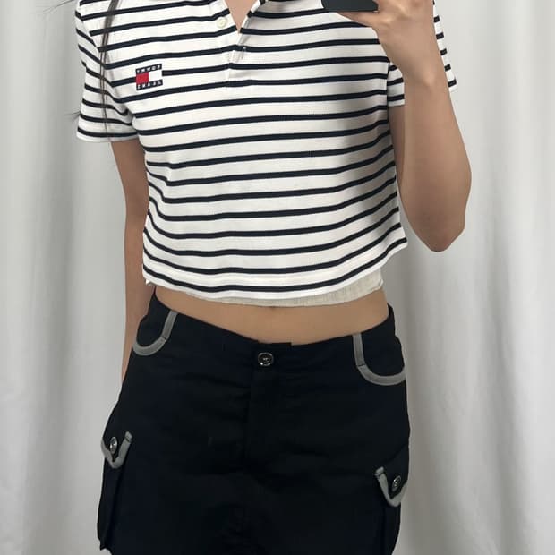 타미진스 스트라이프 크롭 반팔 카라티