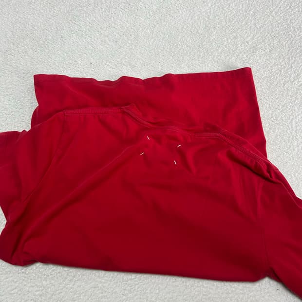 maison margiela red t-shirt