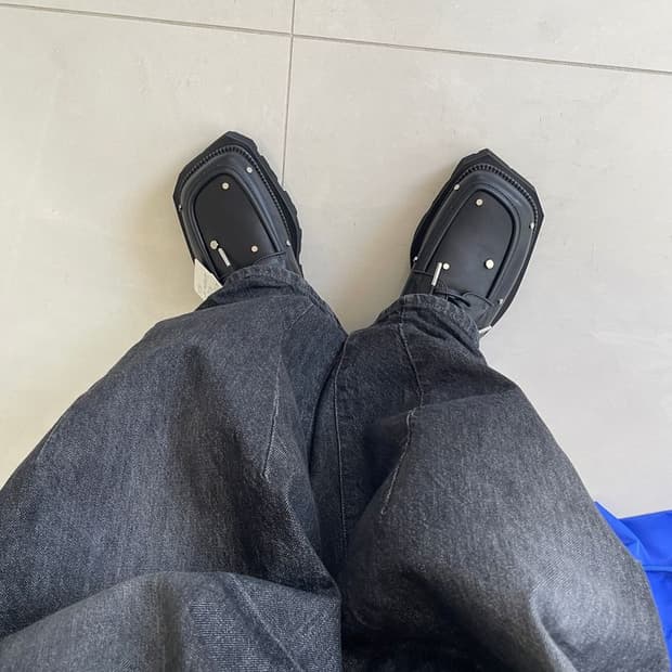 2만기념SALE / STUDS SQUARE SHOES 스터드 스퀘어 슈즈