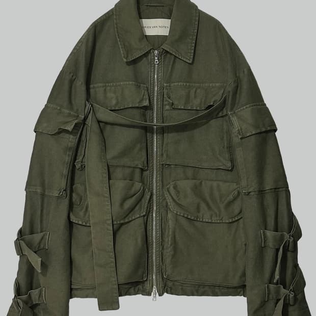 드리스반노튼 23FW 카고 자켓 새상품 판매 (이수혁 착용)