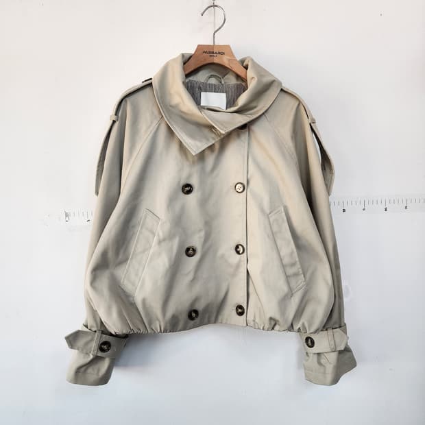 H&M 크롭 트렌치 자켓