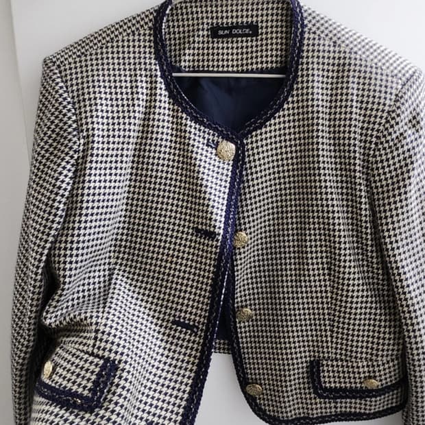 네이비 금장 크롭트위드