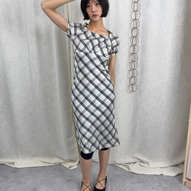 La mode Balenciaga 퓨어 실크 드레스