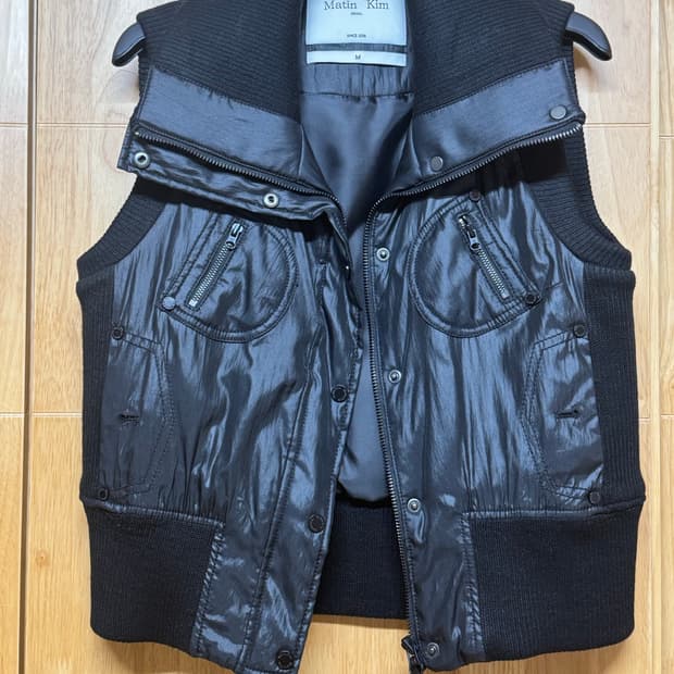 마뗑킴 하이넥 베스트 M