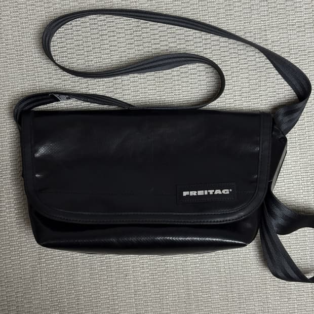 프라이탁 하파오 올블랙