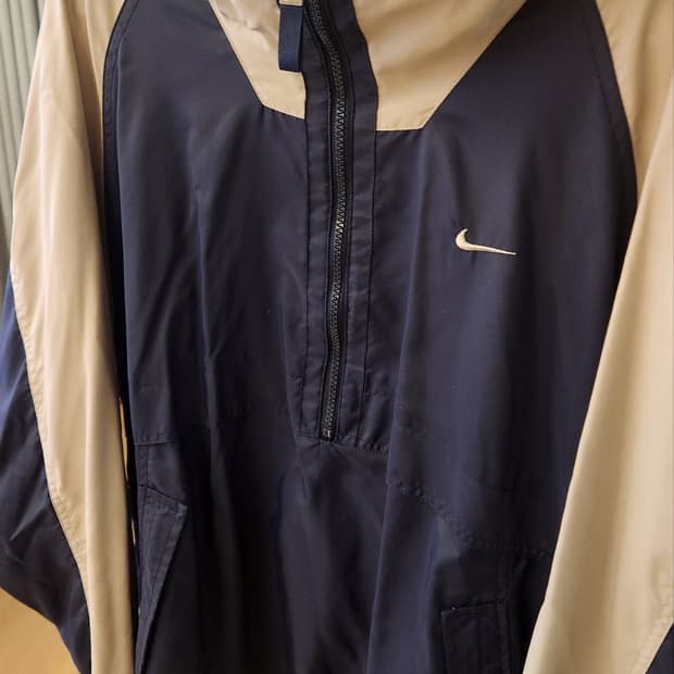 나이키 올드스쿨 빈티지 아노락