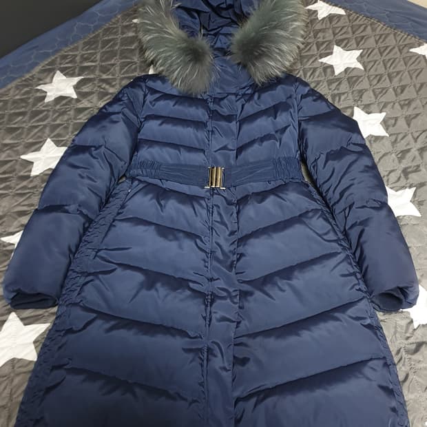 S SOLEZIA 벨티드 라쿤퍼 오리털 롱패딩 네이비 (55~66)