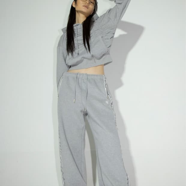 김미더영 22fw 셔링 스웻 후드 트레이닝 세트 그레이
