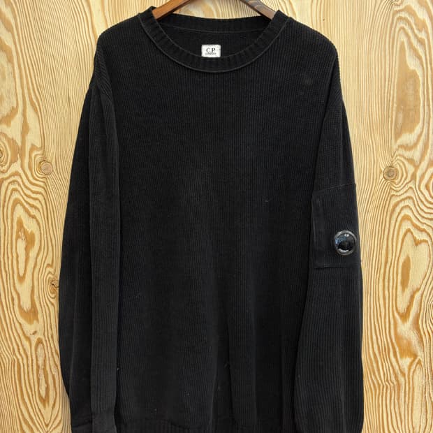 씨피컴퍼니 풀 립 크루넥 니트