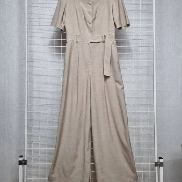 잇미샤 점프수트 (새상품급)