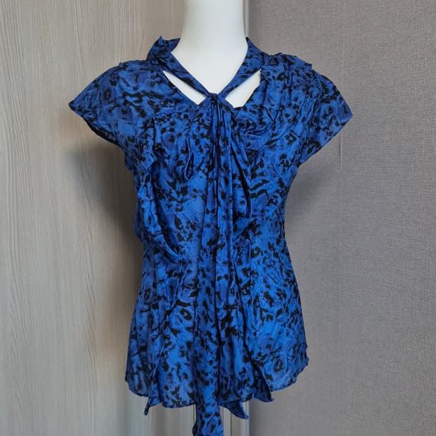 MINE 블루 레오파드 실크 블라우스 갸루