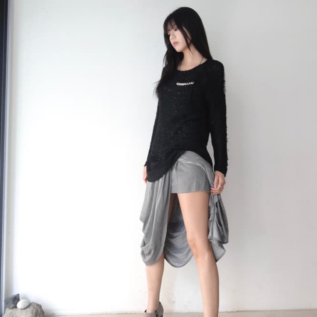 Gold chain detail knit / black