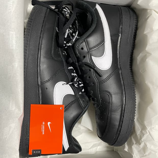[270] 슈프림 에어포스1 검흰