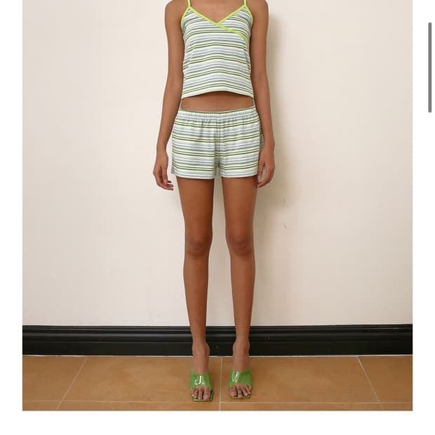 저스트하우스 반바지 새상품