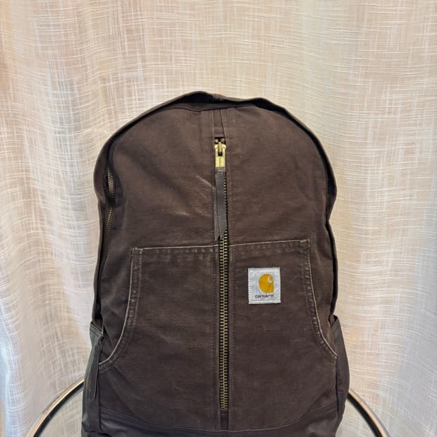 정품 칼하트 og 워싱 가죽 백팩    