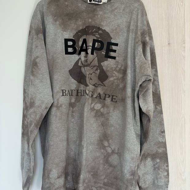 베이프 페인티드 롱슬리브