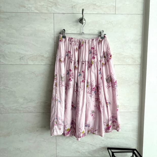 pink floral skirt