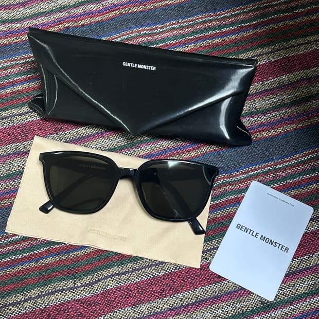 젠틀몬스터 릴리트 01