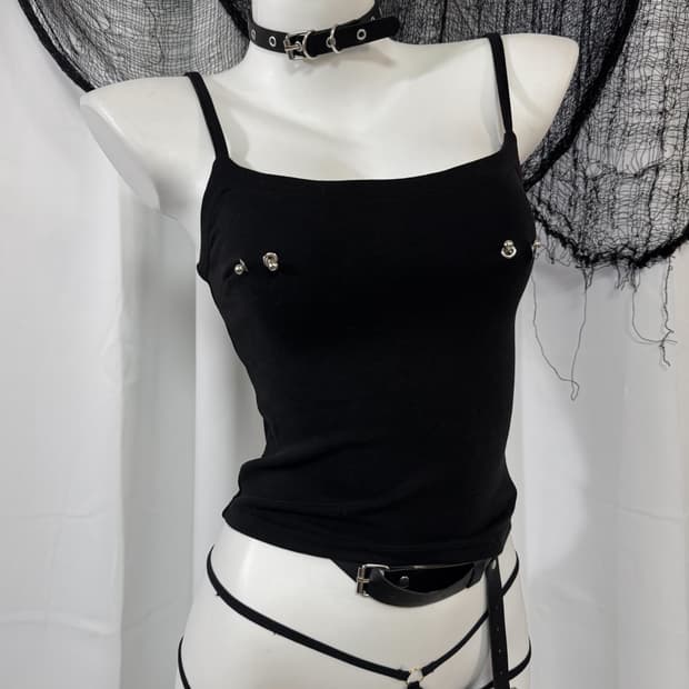 piercing sleeveless