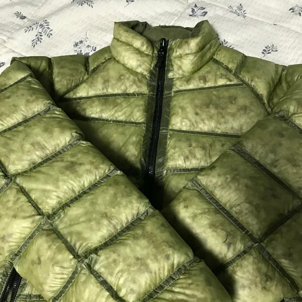 밥캣 경량패딩 아보카도