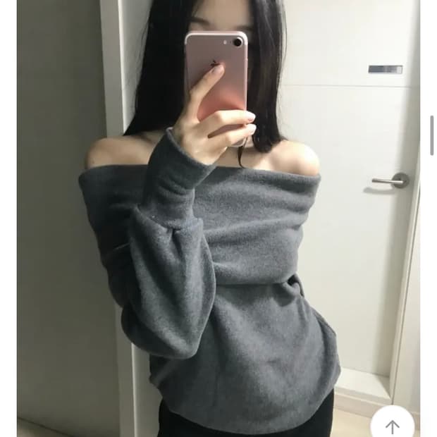 플리스 오프숄더 스웻셔츠