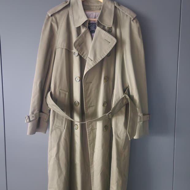 트렌치코트