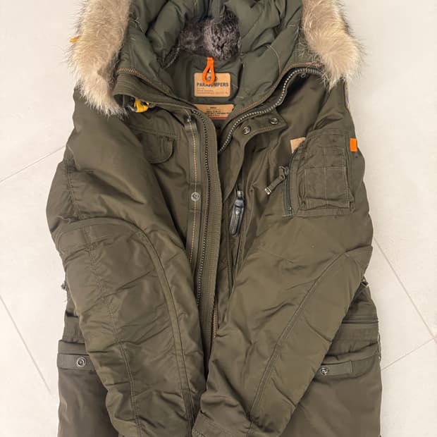 파라점퍼스 코디악 패딩 