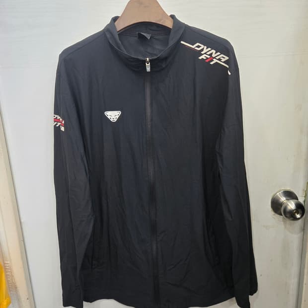 110,2XL )) DYNAFIT 다이나핏 바람막이 점퍼! 상태 굿!~