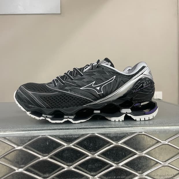 미즈노 웨이브 프로페시 LS 블랙 퍼플 헤이즈 270