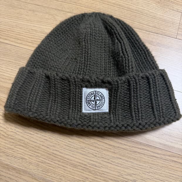 [OS] 스톤아일랜드 니트 비니 카키