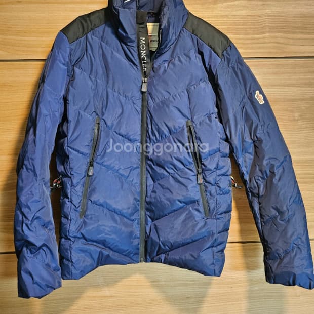 특가) 몽클레어. 패딩점퍼.  M/L
